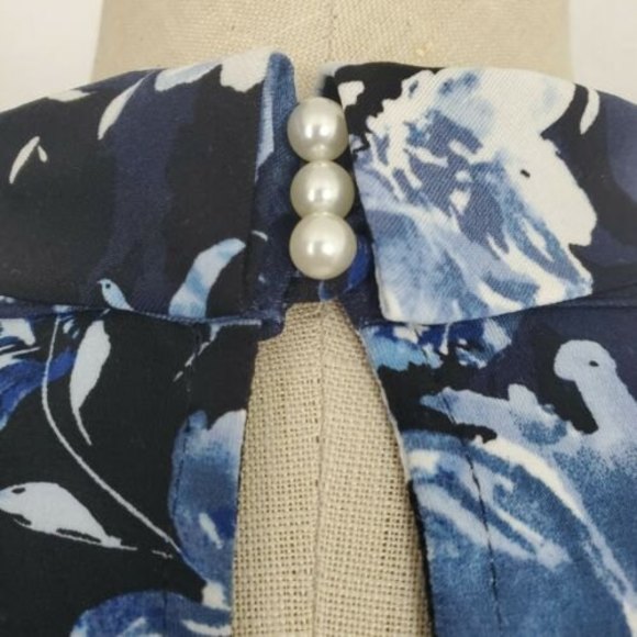 Karl Lagerfeld Paris Womens Floral Mock Turtleneck Blouse Faux Pearl Button S - Picture 5 of 12